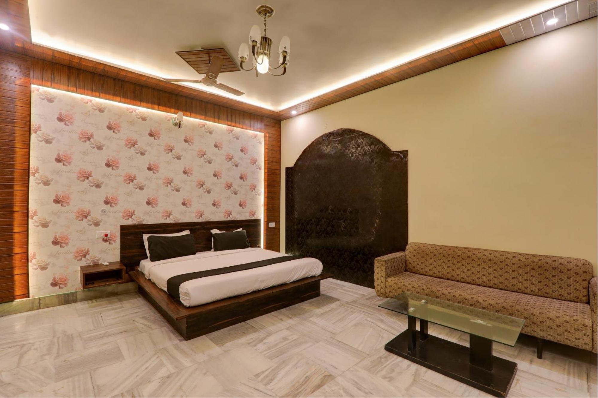 Hotel O Flagship Adbhut Moment Hotel Βαρανάσι Εξωτερικό φωτογραφία